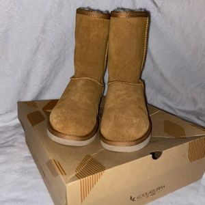 Chestnut short boots